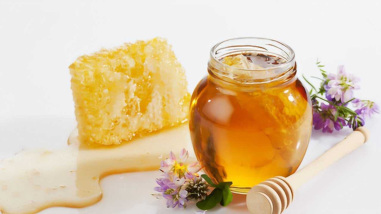 每天坚持喝一杯蜂蜜水,对身体有什么好处?来听听营养师怎么说的