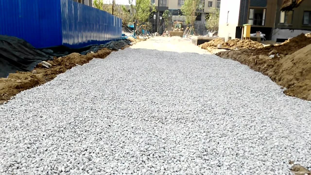 铺石板石子路的流程