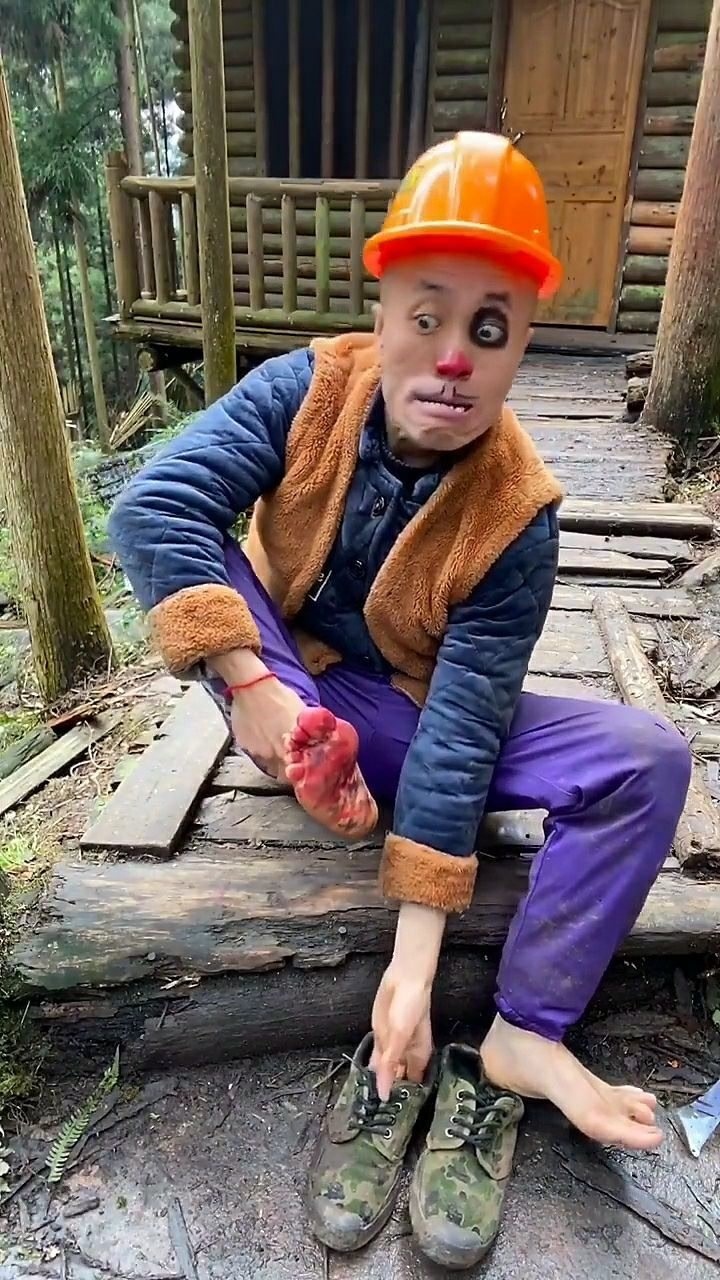 光头强的脚流血了_腾讯视频