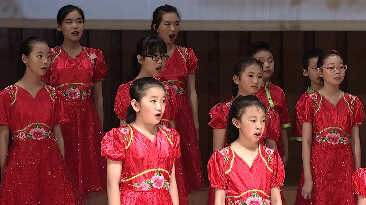 北京春天童声合唱团—村居