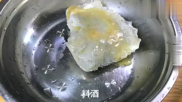 虾滑的制作方法,简单几步,做出来鲜嫩爽滑,孩子直说好吃