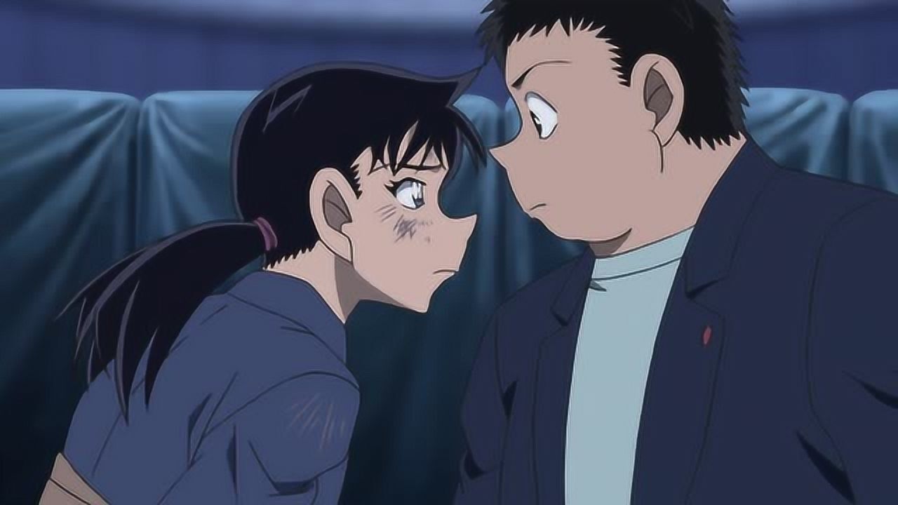 名侦探柯南千叶警官误踩绑匪的陷阱苗子挺身救了他还差点表白