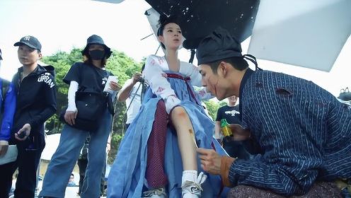 《无心法师3》花絮：陈瑶跪拍与韩东君的吻戏，磕破膝盖，男神暖心上药