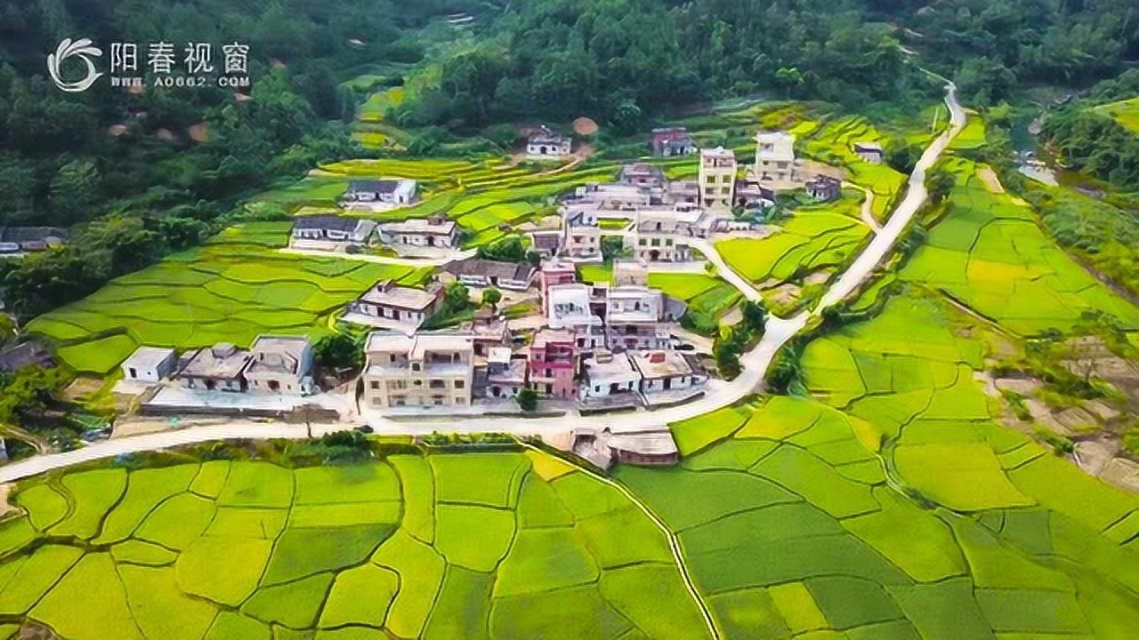 阳春市三甲热水村