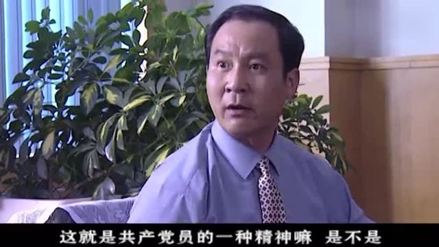 王玉和直言自己是直性子,向陈默雷倒苦水,还忍不住抽了根烟