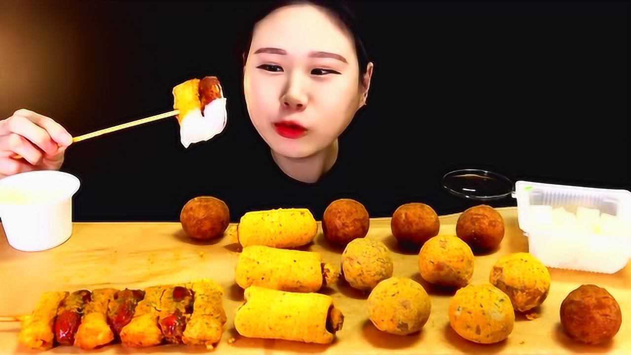 声控吃播小姐姐吃各种味道的甜品香甜可口太好吃了