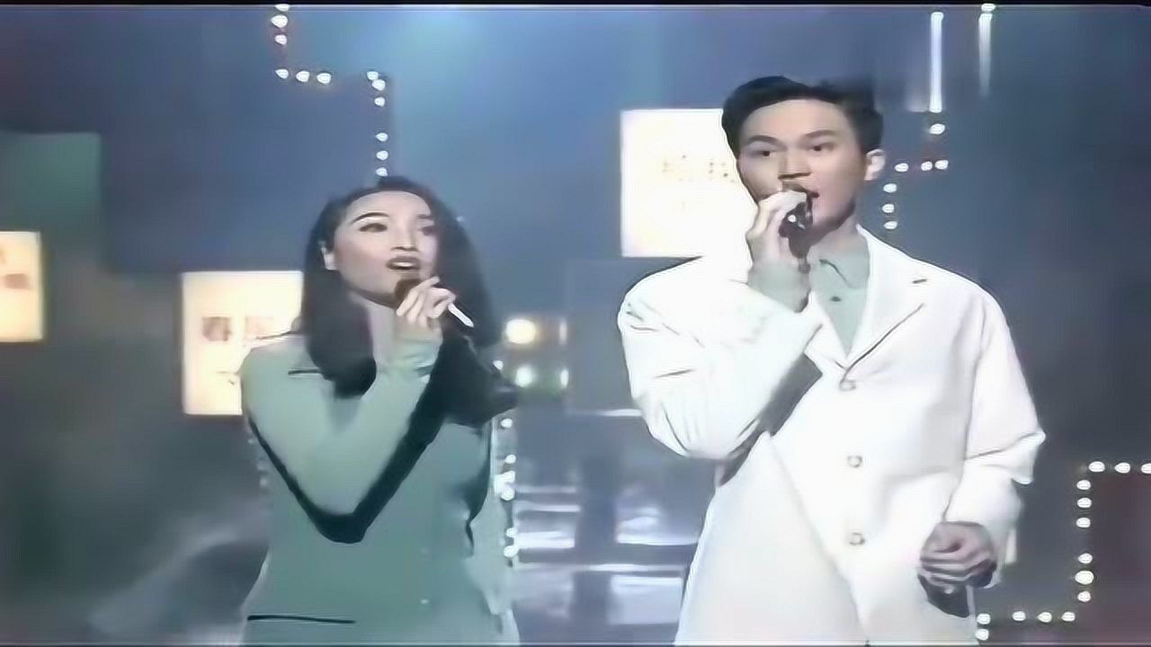 张智霖许秋怡现代爱情故事92年现场无数人心中的金童玉女啊