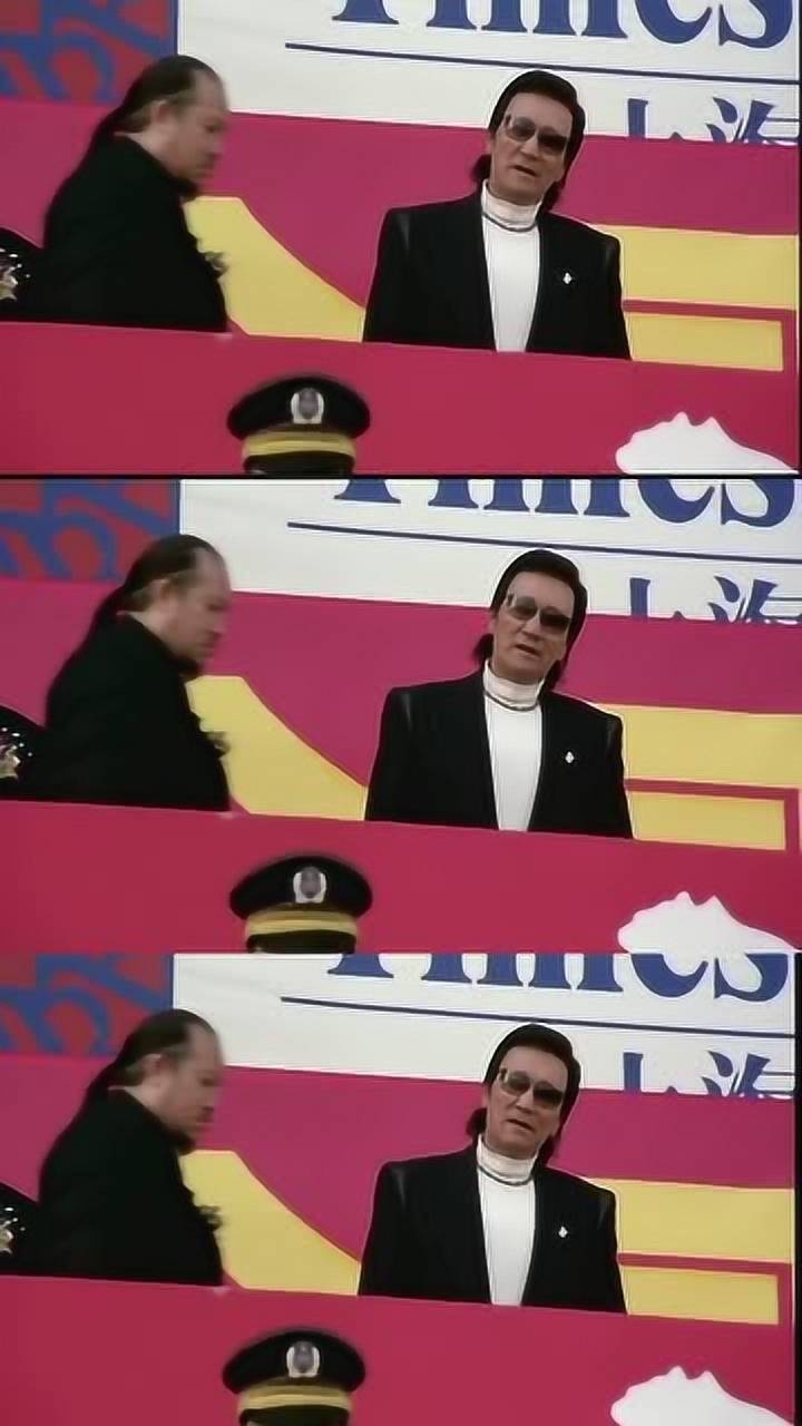 少林足球谢贤抽雪茄吴孟达却只能叼根香肠