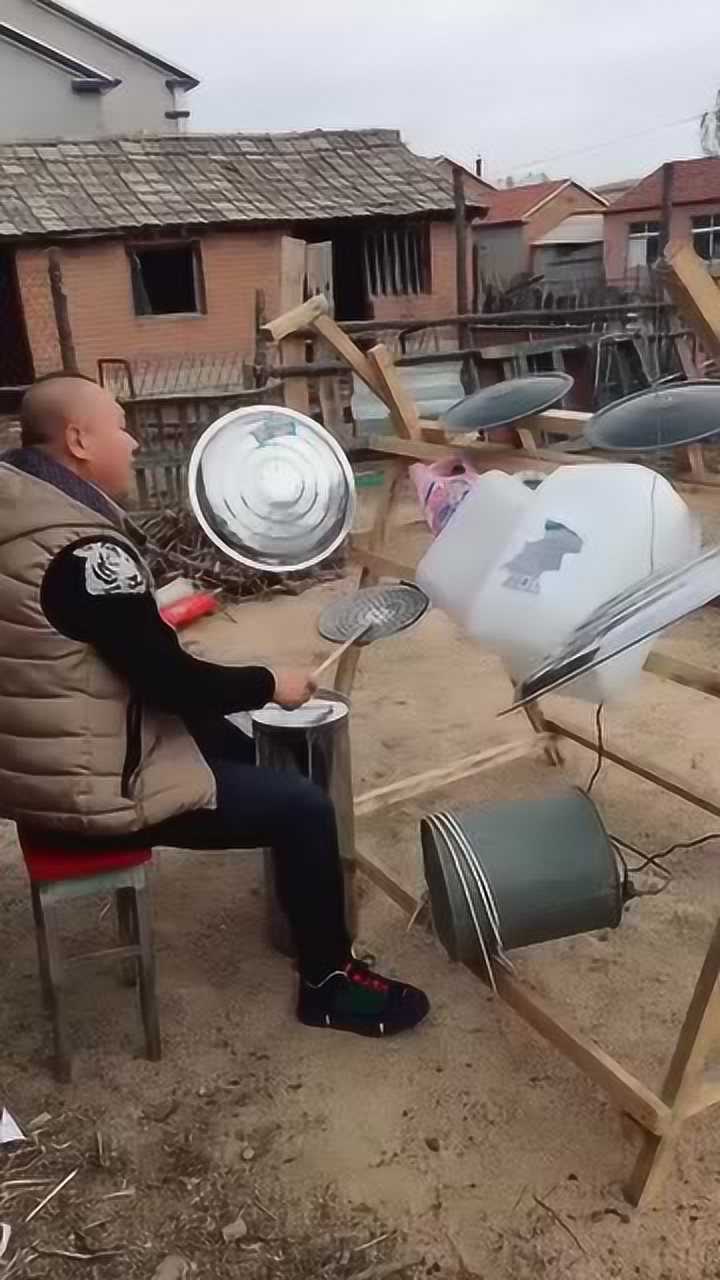 家里比较穷,买不起架子鼓,老公自制了一台!
