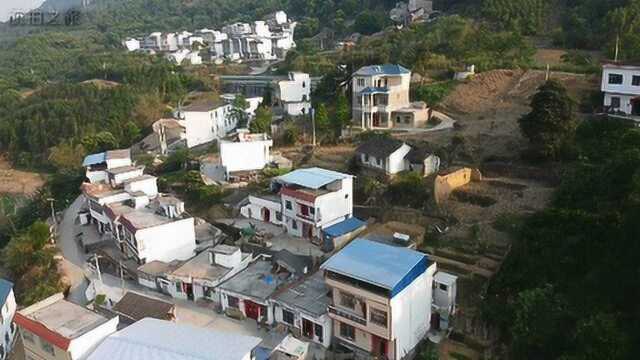 广西田林县乡村建设真好,家家,小楼房,高速村前过