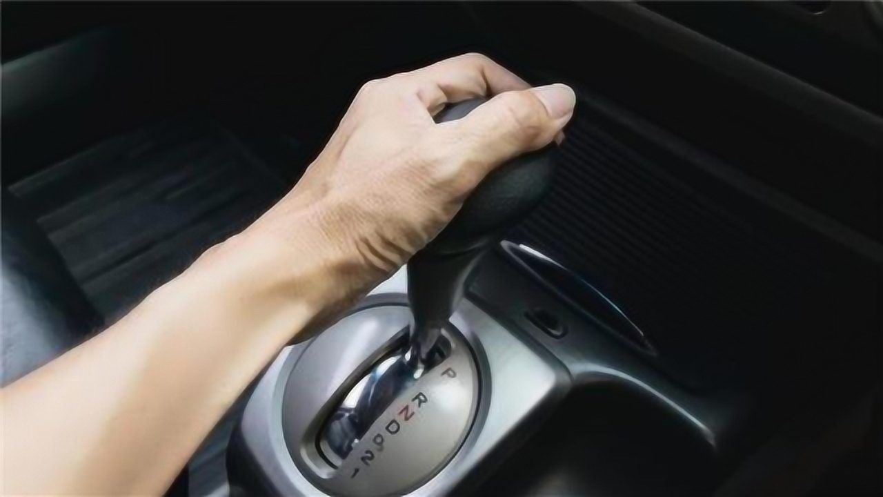 手动挡多少转速换挡最合适老司机现场讲解换挡技巧新手很实用