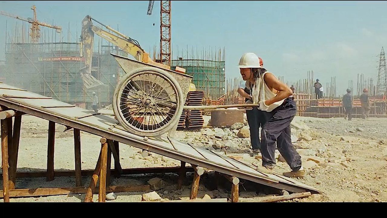 周星驰收官之作《长江七号》:演义亲生经历,诠释伟大的父爱.