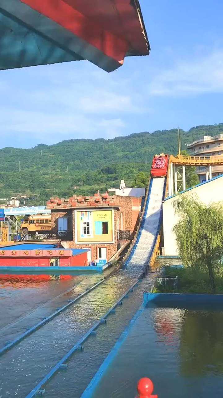 重庆市涪陵洋人街游乐园拍了无数次洋人街终于拍到了这个你们想来这里