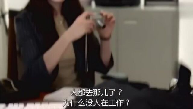 经典影片赏析:魔鬼上司让人抓狂!女子不服输精神被激发