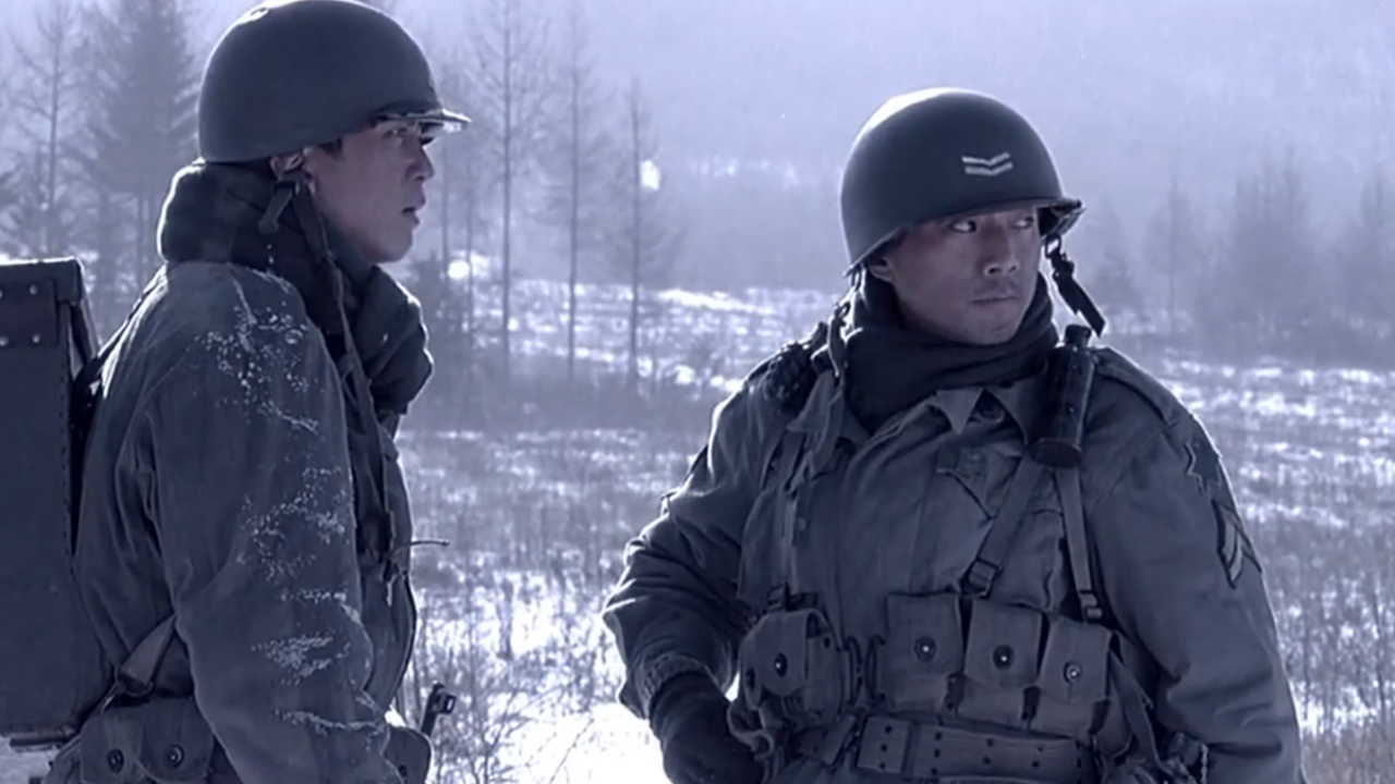 踩到地雷还刚好碰到敌军了,张涵予和邓超全靠演技混过去