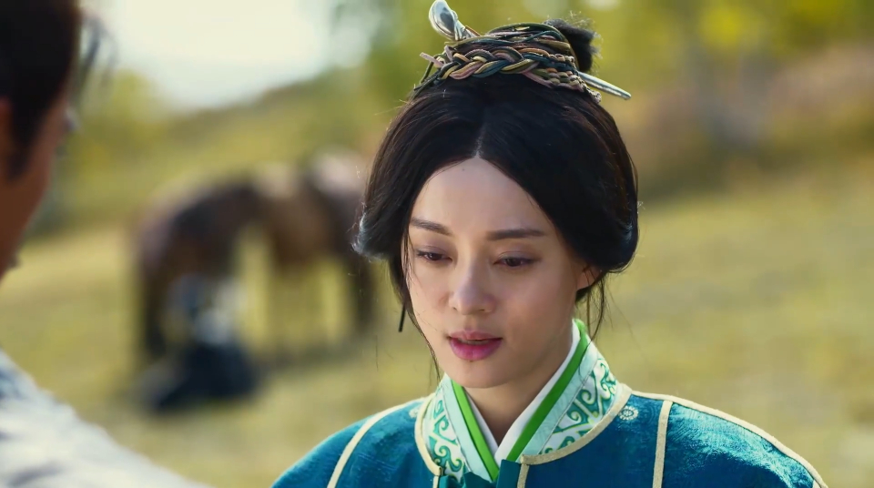 芈月芈姝怎会轻易放过芈月路上百般羞辱哪料魏冉替姐姐出气