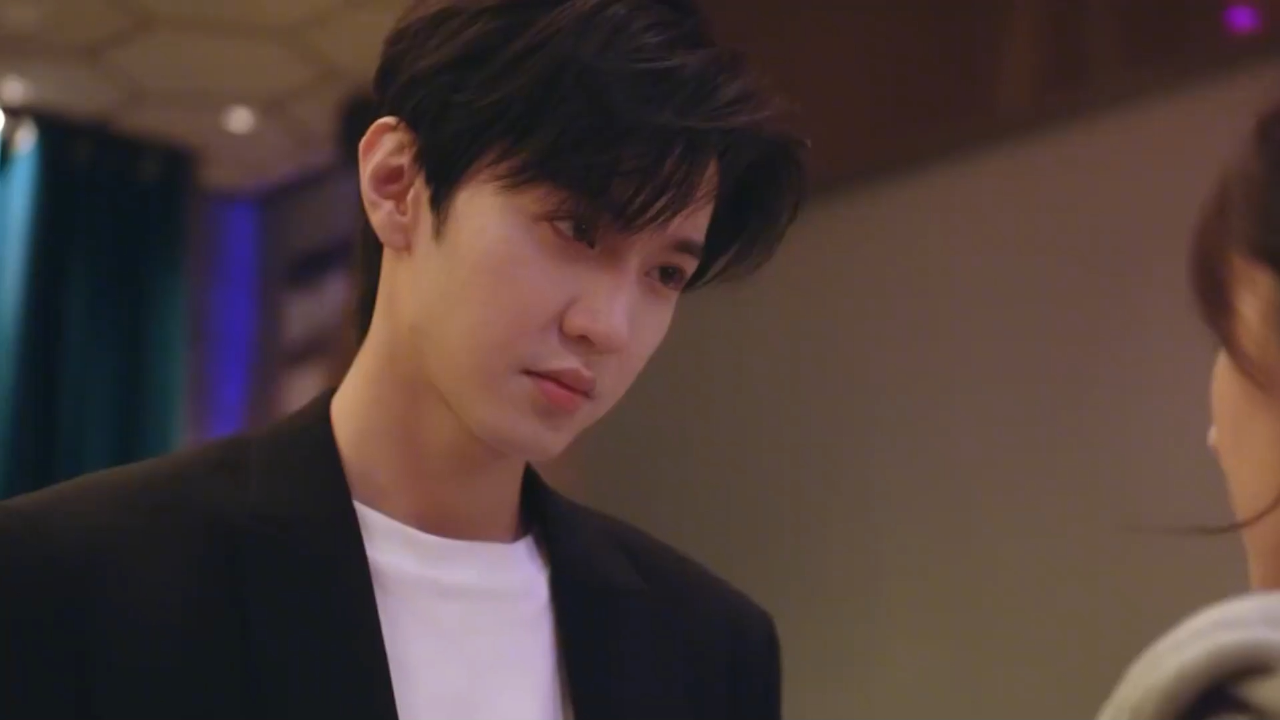 段嘉许真的是长得帅又自知