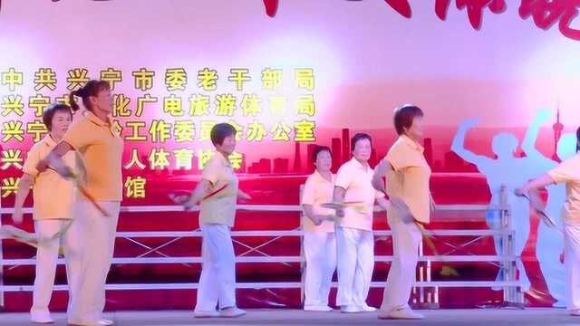 柔力球表演《花季雨季》表演团队:市太极协会