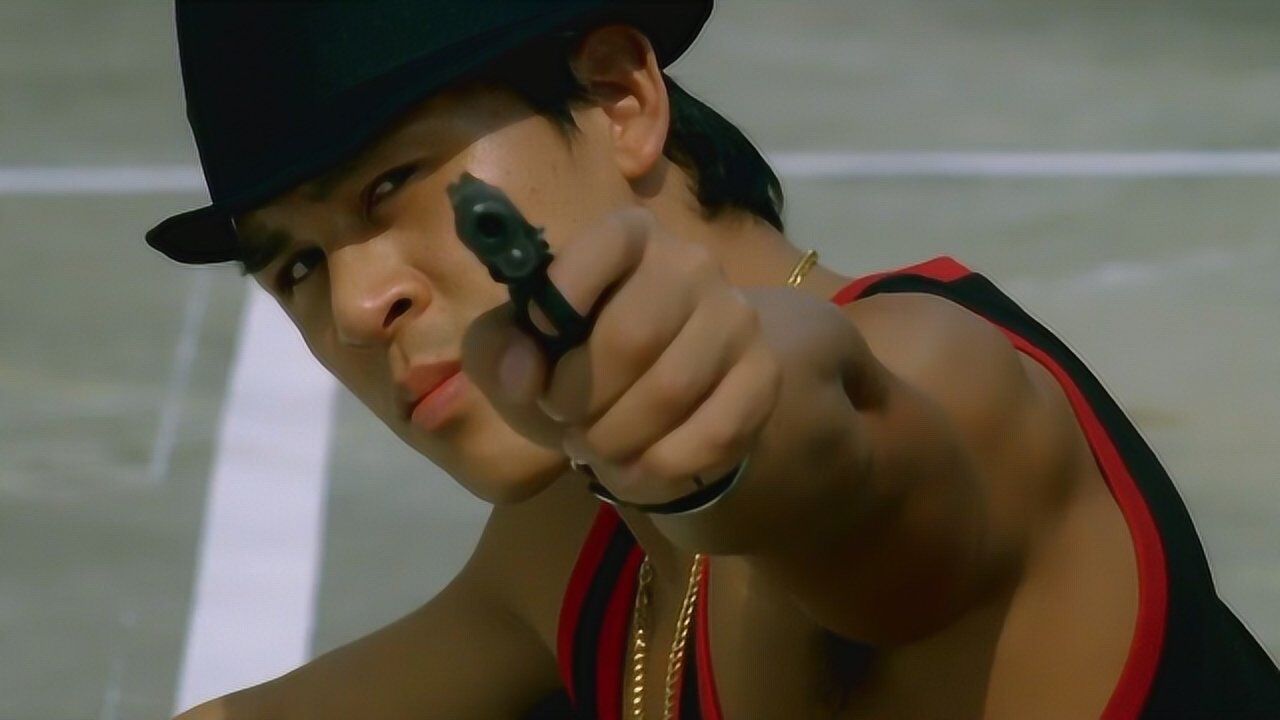 导火线:渣哥即将出庭,虎哥为了保护他,将所有出庭证人杀死