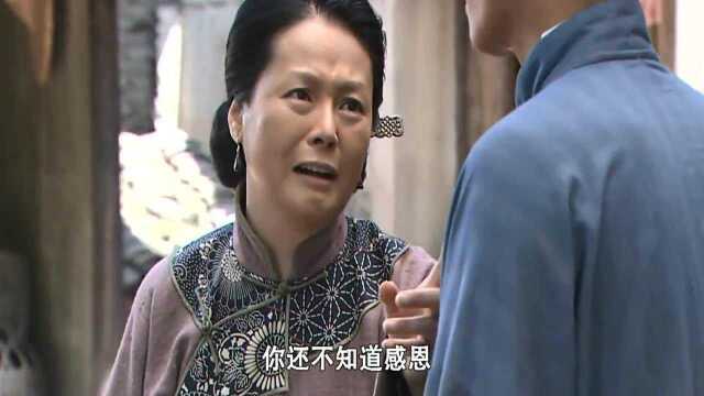 渣男只想着小妾母子,不顾家里的原配,活该挨饿受冻