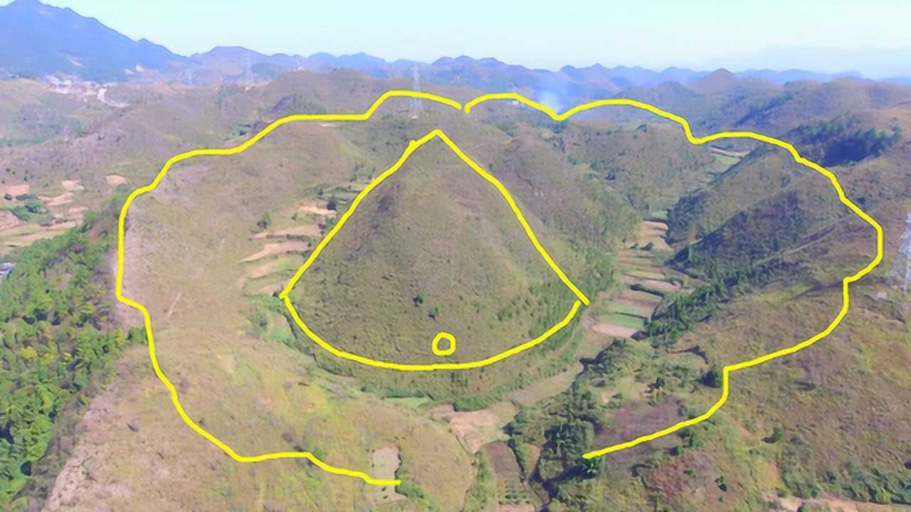 此地莲花形宝地,含苞待放,真是顶级的墓葬风水宝地