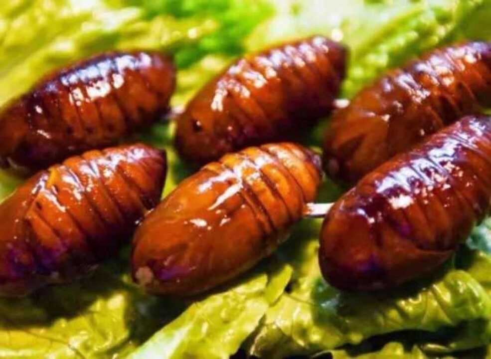 烤蚕蛹,东北特色炭火慢烤,锡纸烤,酥脆流汁香气浓