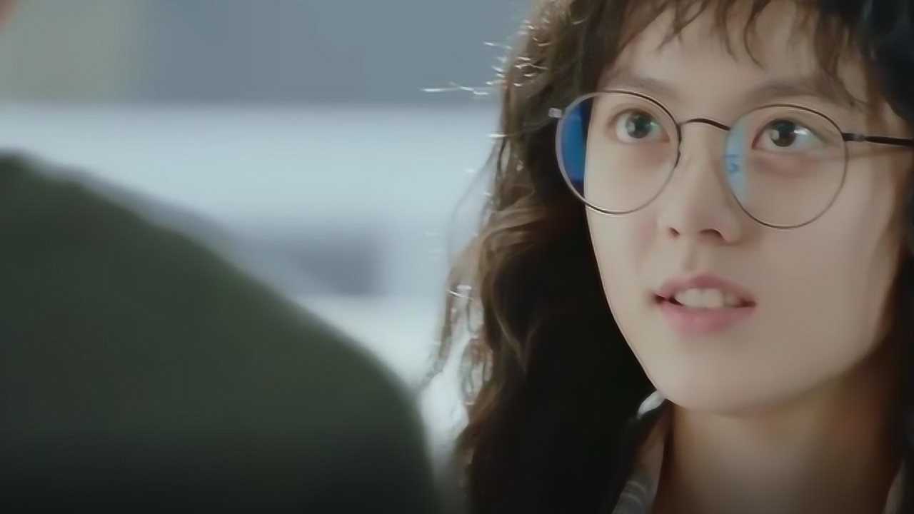 初恋那件小事:夏淼淼完美蜕变女神,向学长梁又年高调表白:我喜欢你!