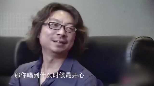 冯小刚直言自己是个酒瓶子,为了今天的采访,昨天都没敢喝酒!