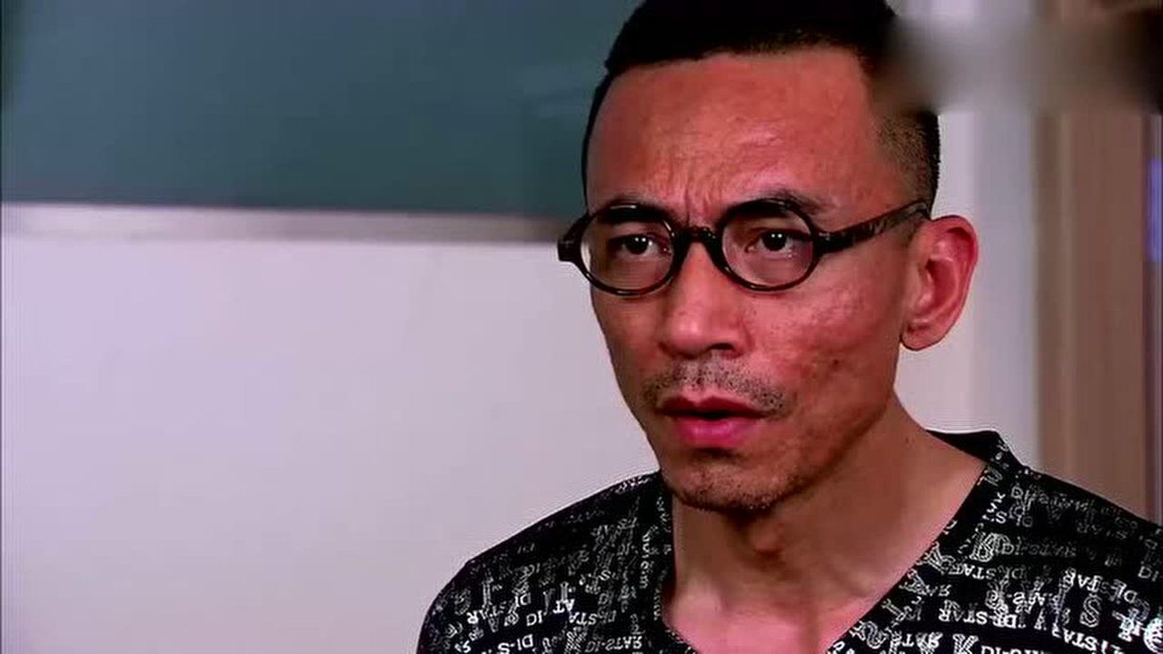 《魔幻手机2》:怀了黄德华的孩子小武还会接收楚楚吗?