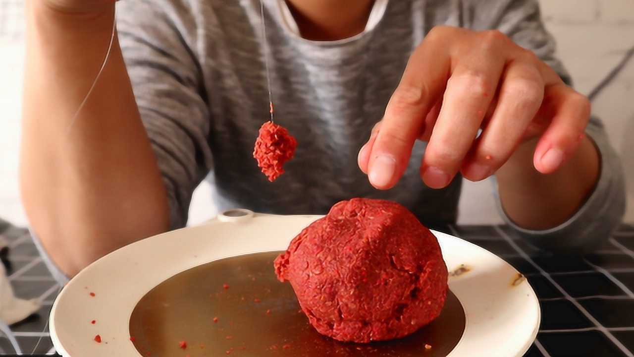 冬季钓鲫鱼开拉饵技巧,怎样让拉饵拉的饱满有状态,水比是关键