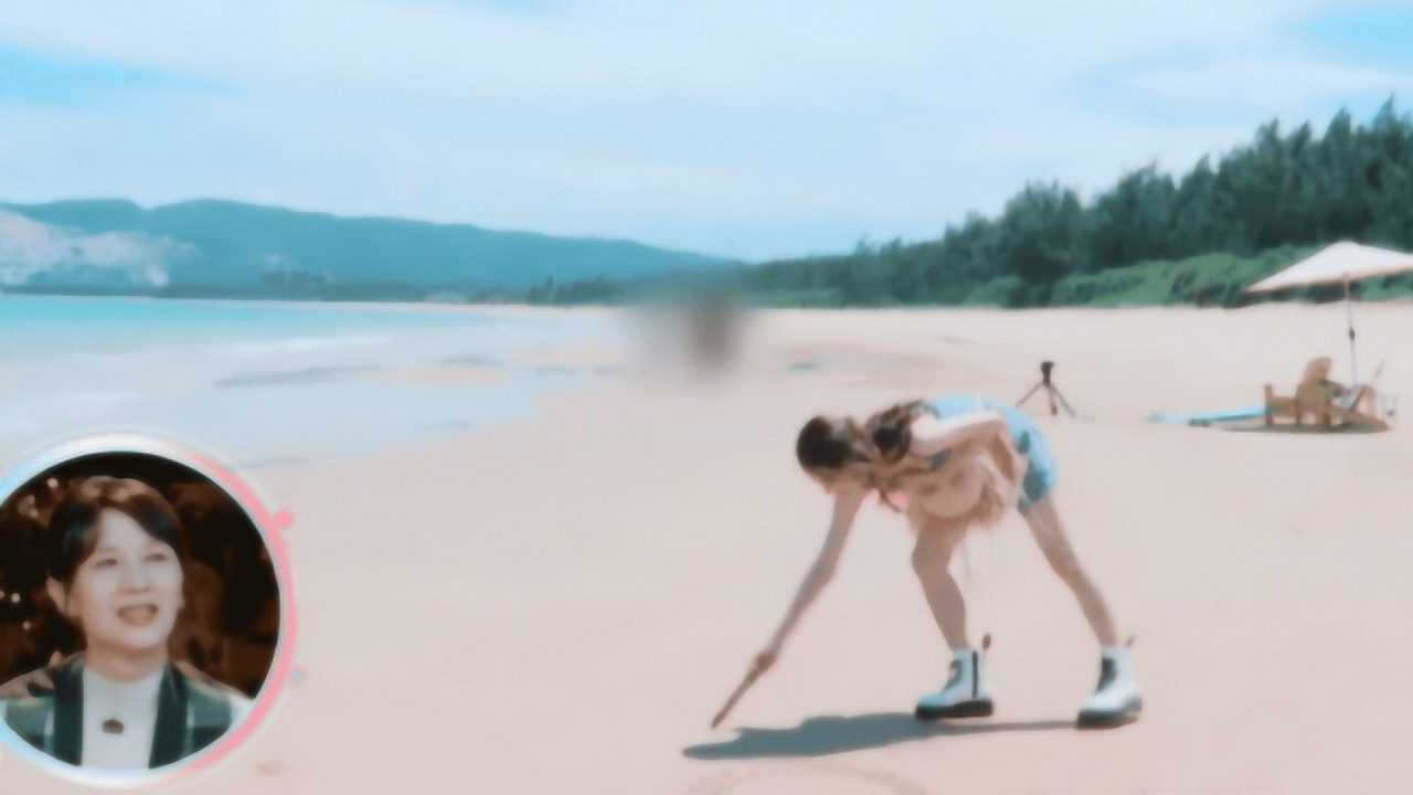 徐璐节目意外走光？穿超短裙直接蹲地画画，网友瞬间沸腾！这下导演也慌了_高清