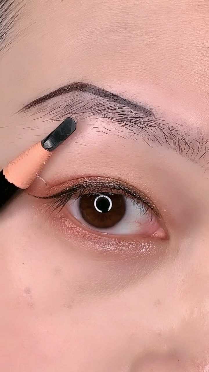 可以瘦脸的眉尾这样化