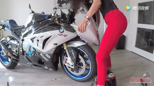 价值25万的宝马S1000RR!拆掉车头后才知道有多霸气