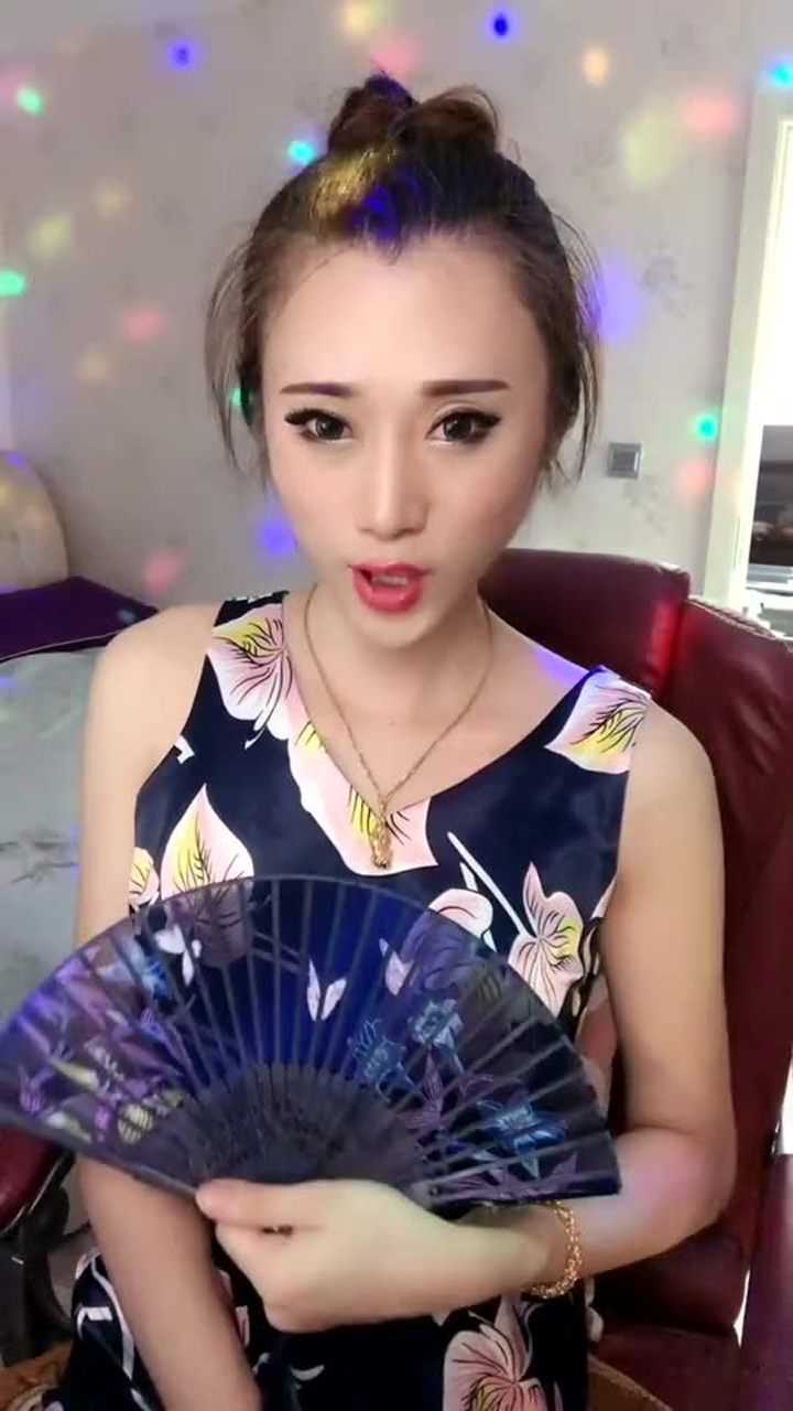 变性人男变女性!