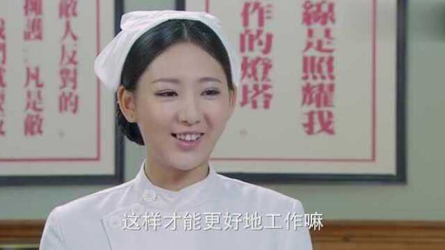 女下属给领导送戏票,领导却不知道啥意思,女下属直接怒了