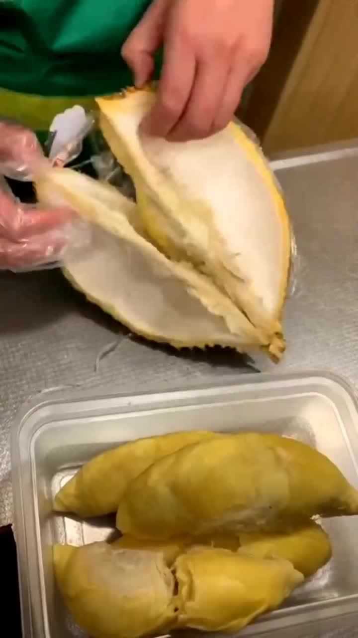 第一次买剥好的榴莲没想到有这么大的惊喜夹层里确定没了吗