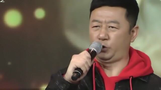 剧组演员合唱一曲《光阴的故事》非常好听,个个都是实力派