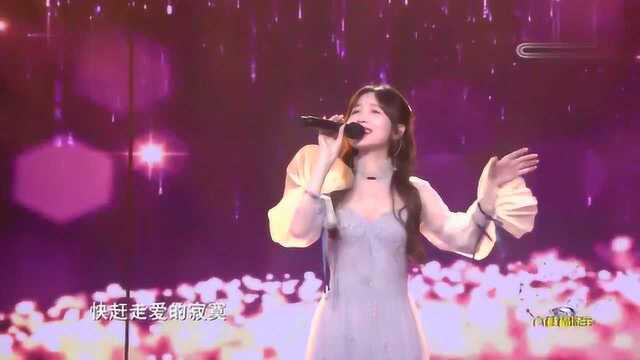 歌曲《千言万语》演唱:金莎