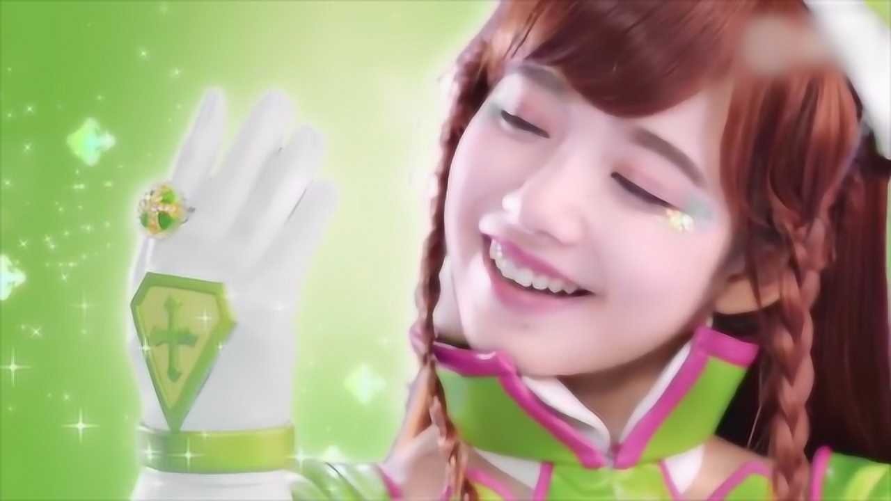 刚躲过大力的毒,又被这个绿婆娘朵蜜了!网友:这才是猛男该看的