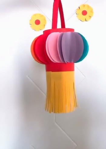 彩色新年手工灯笼,幼儿园大班小朋友可以做的手工噢