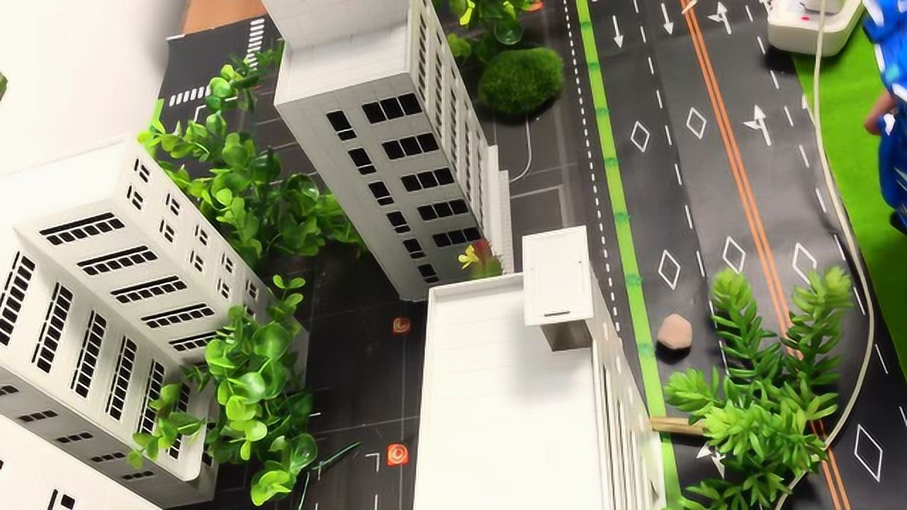潮玩情报站之展高迷你特工队 17集