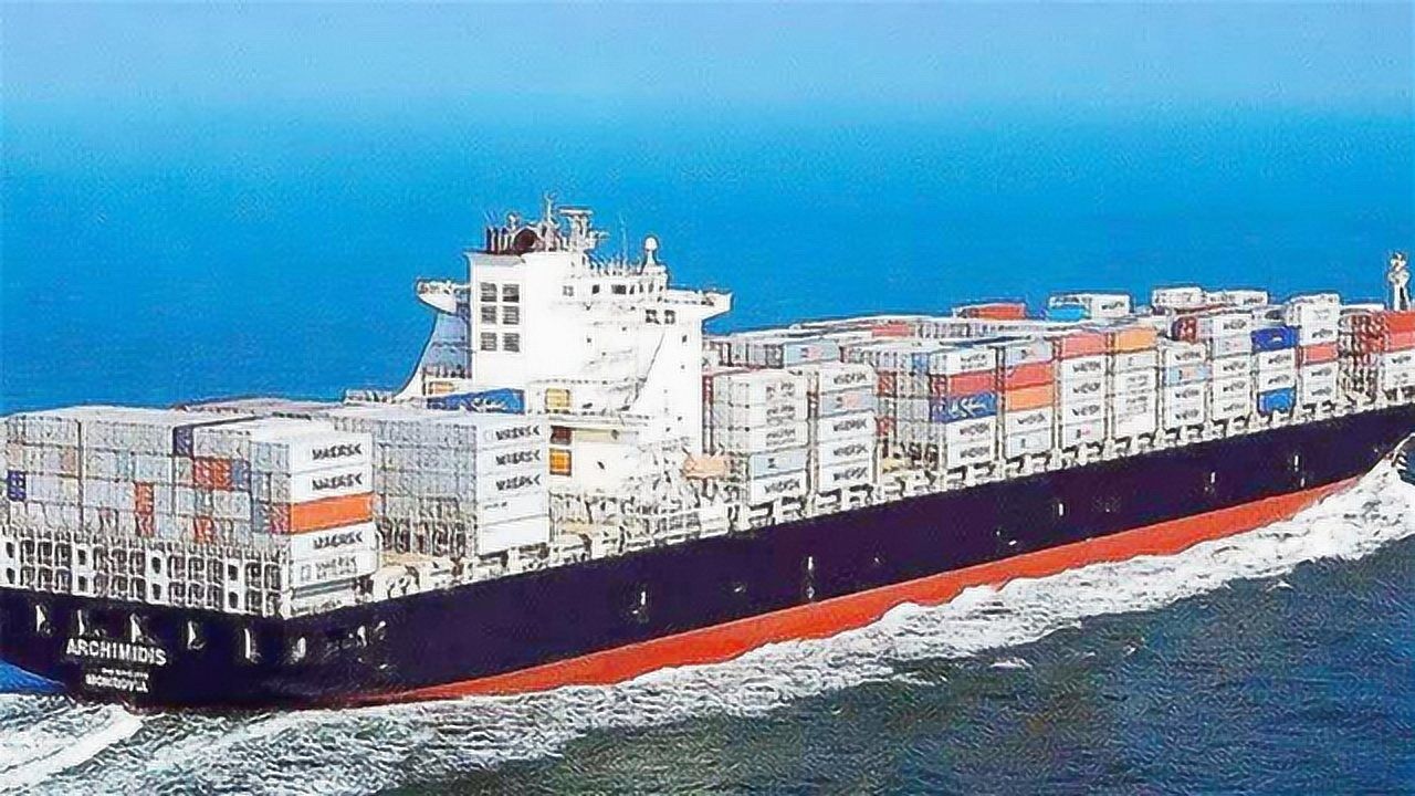 厉害中国成功建造的万吨货轮比辽宁号还要长100米