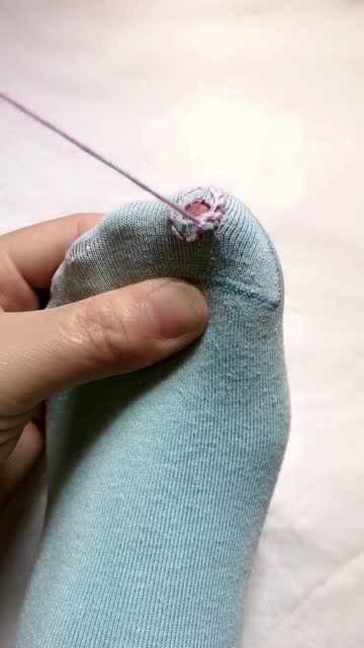 袜子破洞补法,你学会了吗?