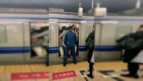为了防止电车痴汉行为，日本地铁竟有女士专列，这待遇真是没谁了！
