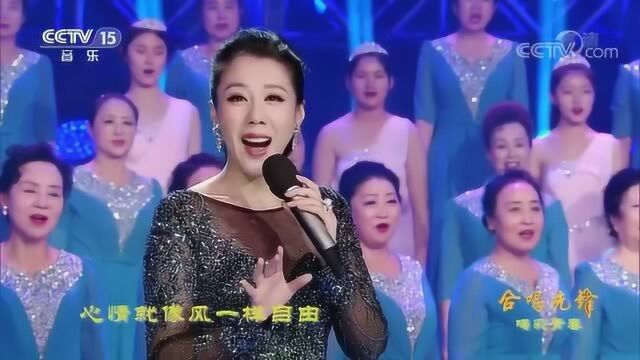 王喆演唱《跟着感觉走》回味经典,句句入心扉