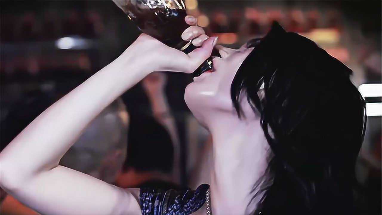 超级保镖富商女儿酒吧买醉喝多被小混混欺负保镖出手解决