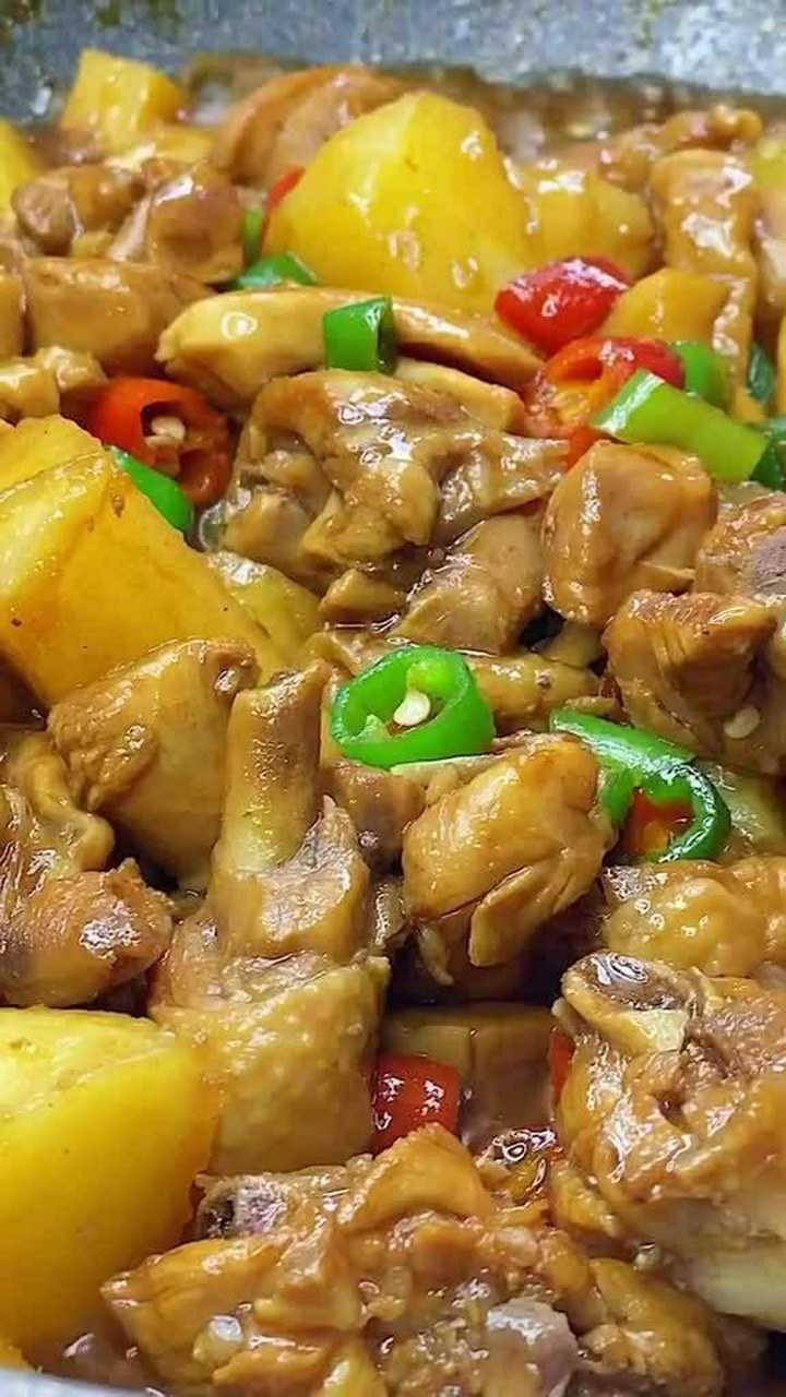 这样做的鸡肉炖土豆,隔壁老王都说好吃