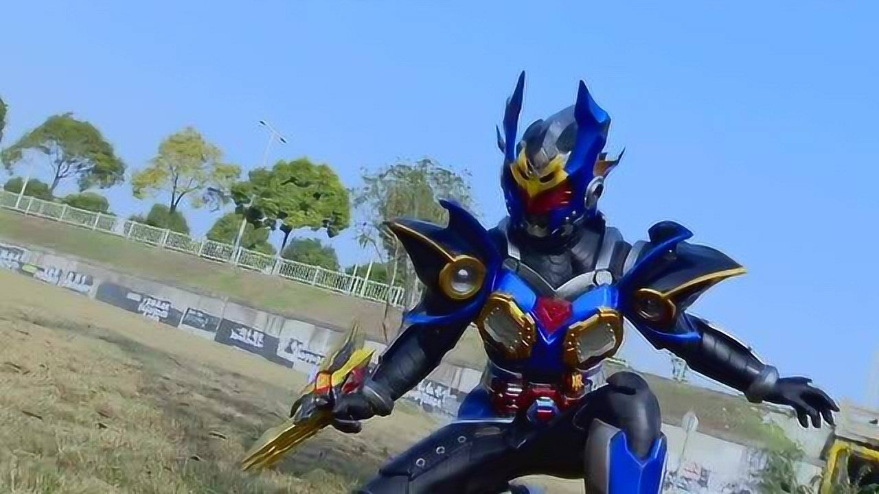 铠甲勇士铠传:信一融合帝狮和天蝠,使出了帝狮天蝠穿岩