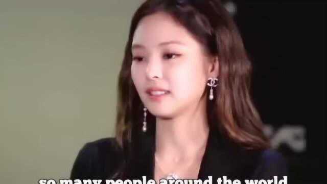 BLACKPINK Jennie的采访视频,珍妮的英语也太好了.