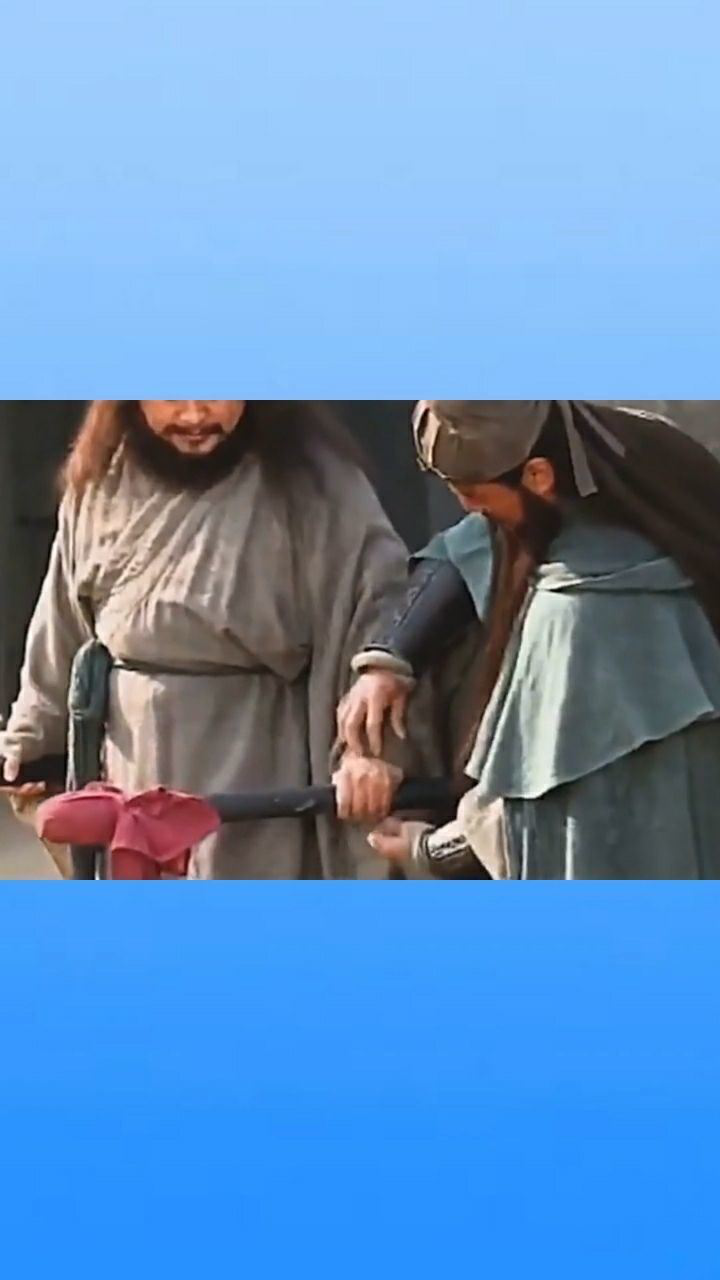 新三国电视剧拍摄花絮,看刘备蹦完迪,现场抽烟